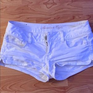 White American eagle shorts